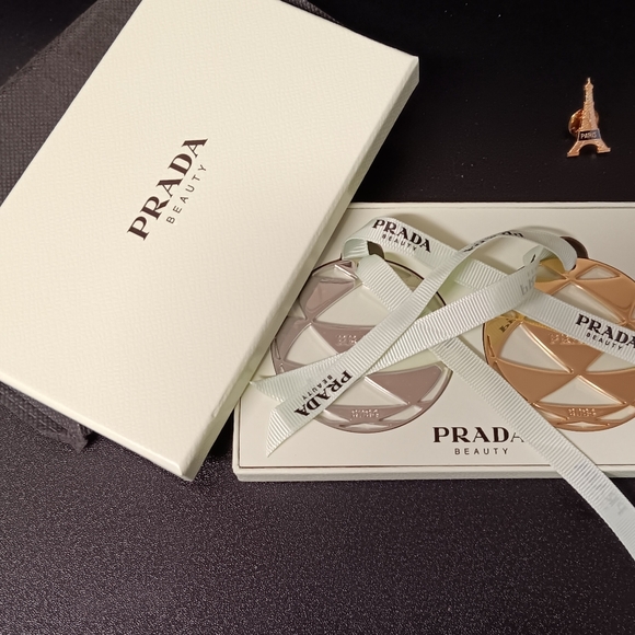 Prada Ornament Set (NEW) - Picture 6 of 10